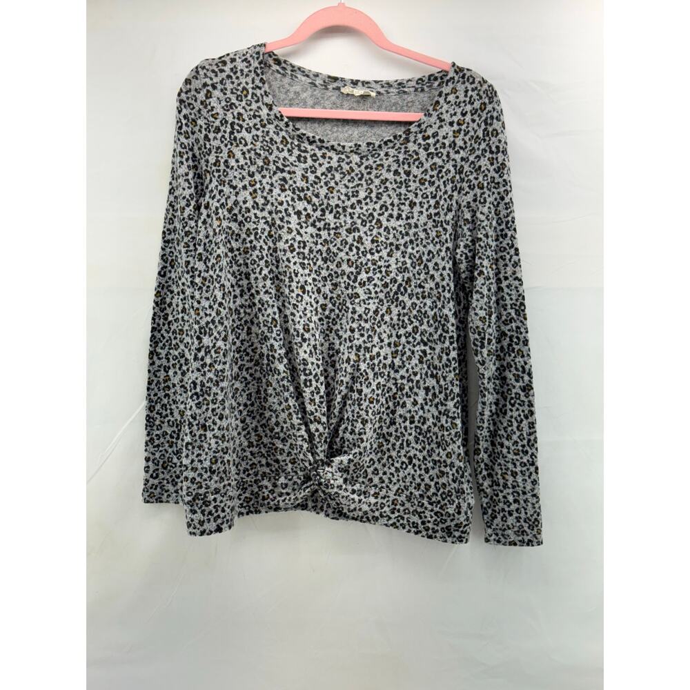 Jane & Dlancy Small Leopard light weight sweater